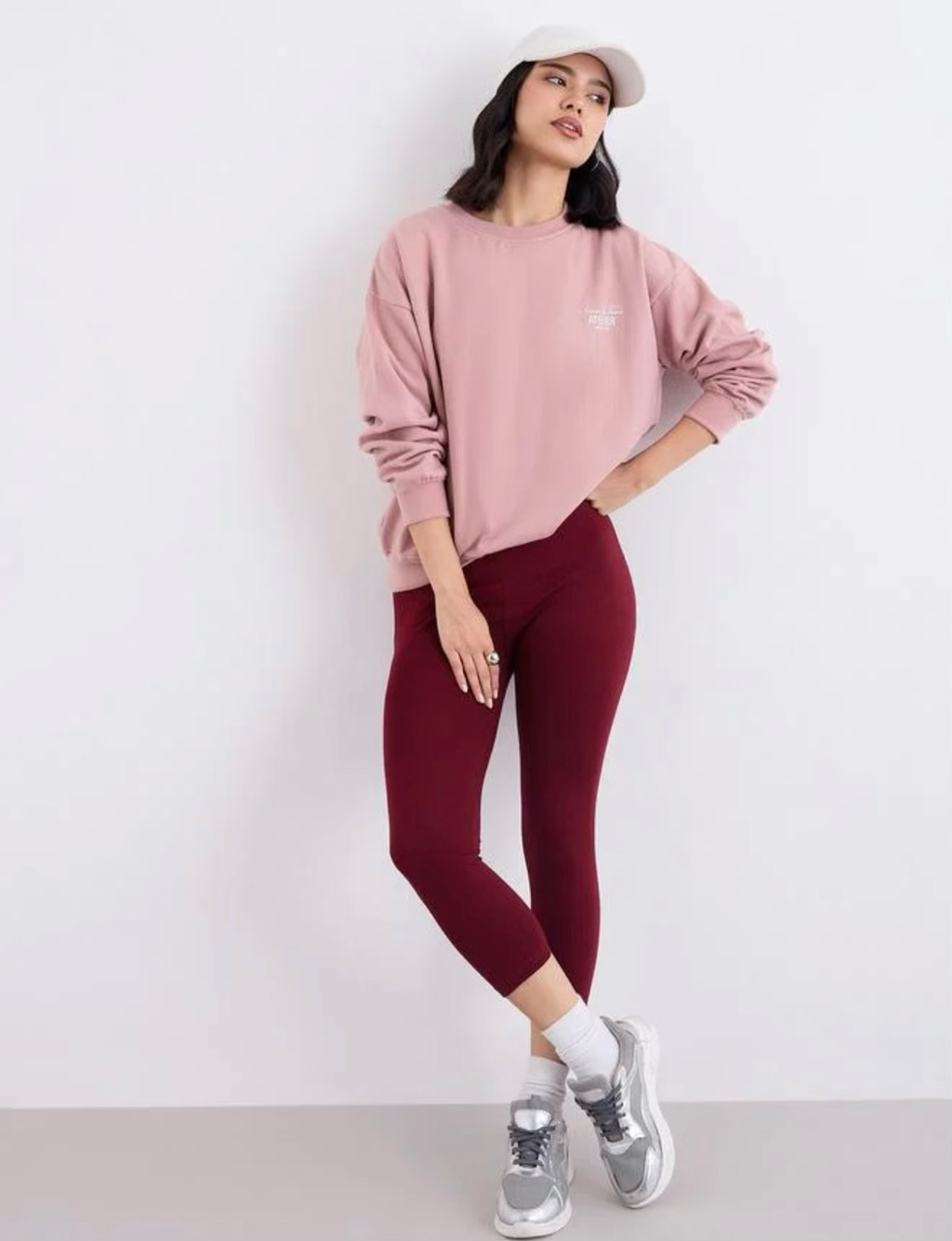 Women Burgundy Capri Leggings